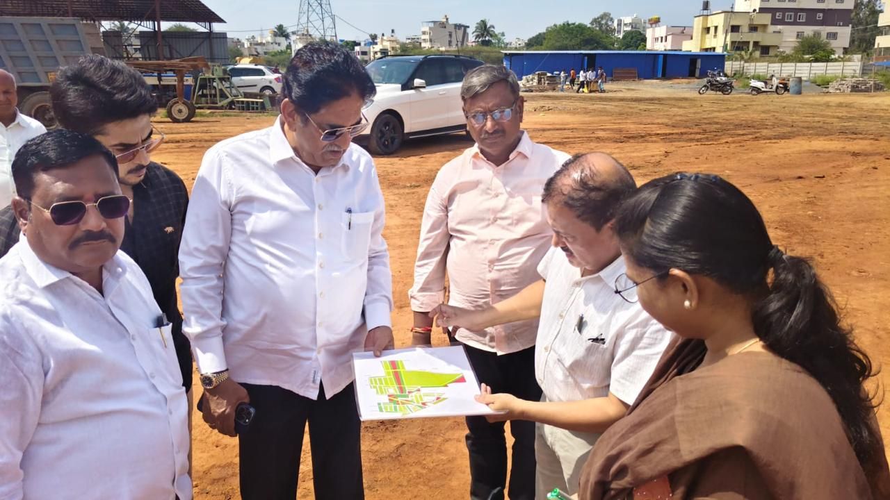Asif Sait inspects proposed site for Belagavi IT Park, stresses transparency